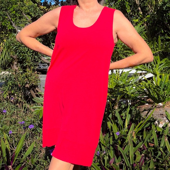 Lilla P Dresses & Skirts - Comfy lightweight knit red dresss with cool hem detail. Size L by Lilla P.